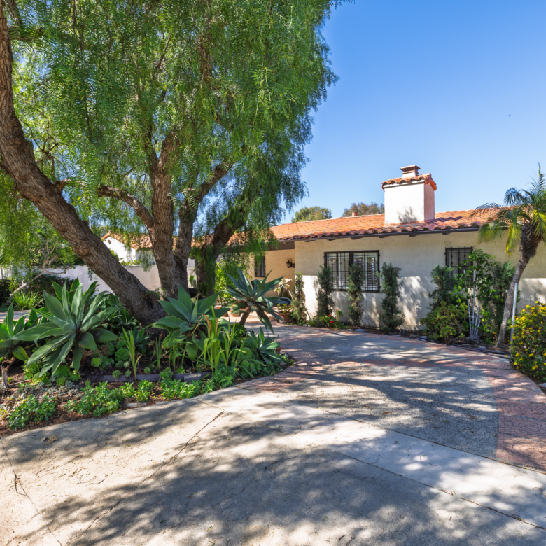 Fabulous New Listing in Palos Verdes Estates!