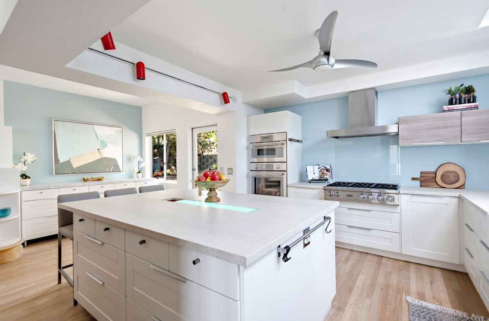 Fabulous New Listing in San Pedro!
